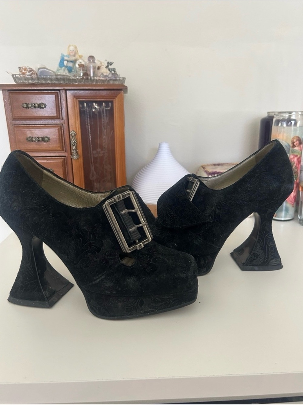 Fluevog heel